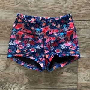 Workout booty shorts KFT